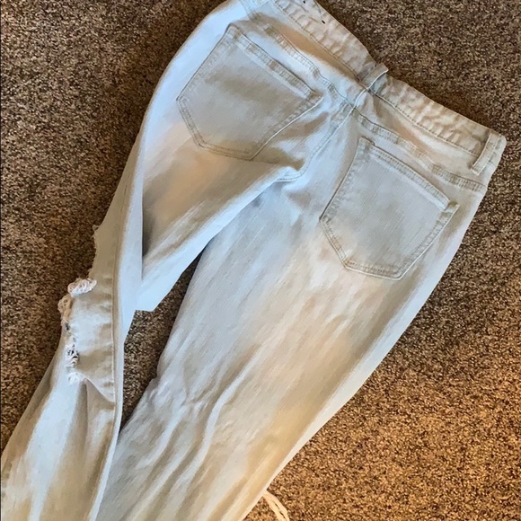 Rue 21 Ripped Light Color  Jeans - Picture 3 of 4
